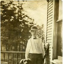 4b Stockdale - 003 004 S - Unidentified & Buildings